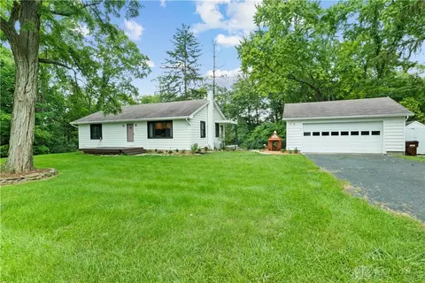 748 E State Route 73, Springboro, OH 45066