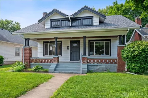 1100 Kunz Ave, Middletown, OH 45044
