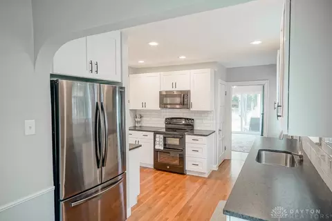 2905 Hillview Ave, Kettering, OH 45419 photo 17