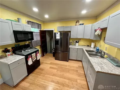 905 E Main St, Eaton, OH 45320 photo 12