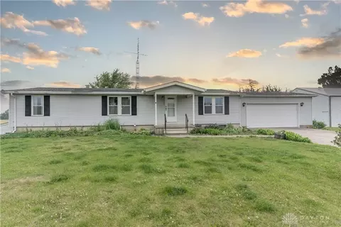 18211 Hardin Wapak Rd, Botkins, OH 45306