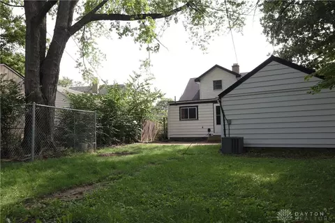 2132 W Bataan Dr, Kettering, OH 45420 photo 21