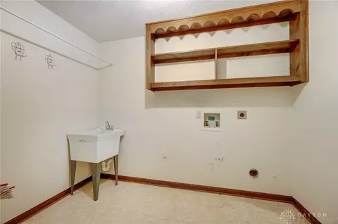 Undisclosed, Centerville, OH 45458 photo 34