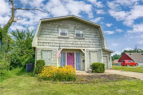 31 Swallow Dr, Dayton, OH 45415