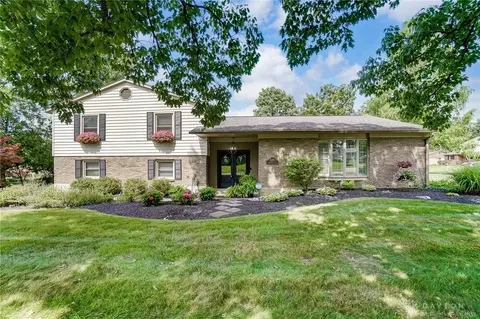 5257 Ackerman Blvd, Kettering, OH 45429