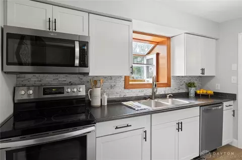 3046 Fairway Dr, Kettering, OH 45409 photo 7