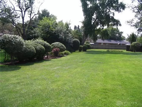 300 Judith Dr, Kettering, OH 45429 photo 19
