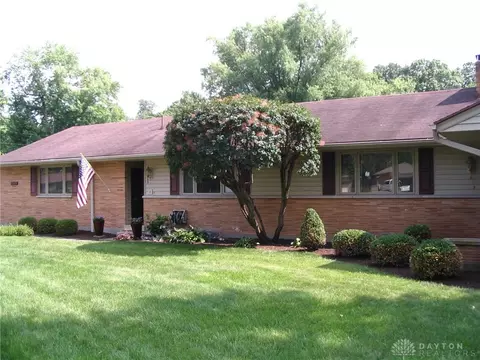 300 Judith Dr, Kettering, OH 45429 photo 4