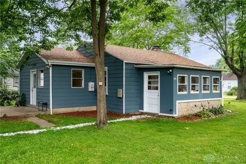 2060 Dorothy Ave, Fairborn, OH 45324