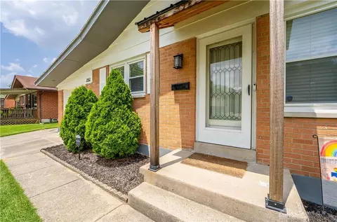 2157 Grice Ln, Kettering, OH 45429 photo 4