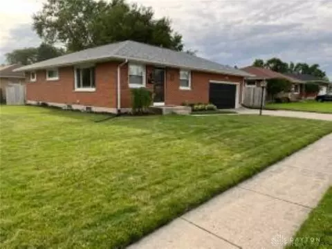 4543 Laredo St, Springfield, OH 45503 photo 3