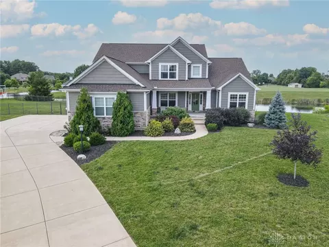 10949 Shallow Creek Ct, Washington Township, OH 45458