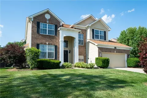 1171 Red Ash Ct, Dayton, OH 45458