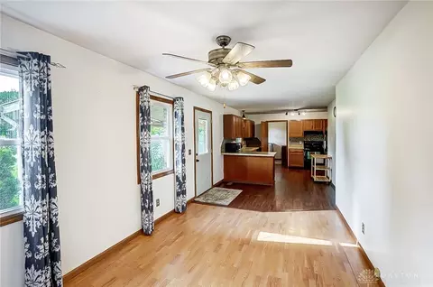 2300 Ridge Rd, Springfield, OH 45502 photo 8