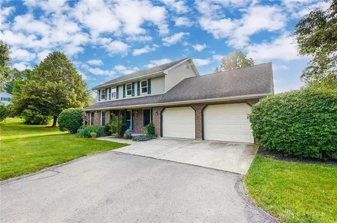 2300 Ridge Rd, Springfield, OH 45502