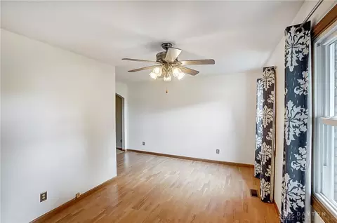 2300 Ridge Rd, Springfield, OH 45502 photo 9
