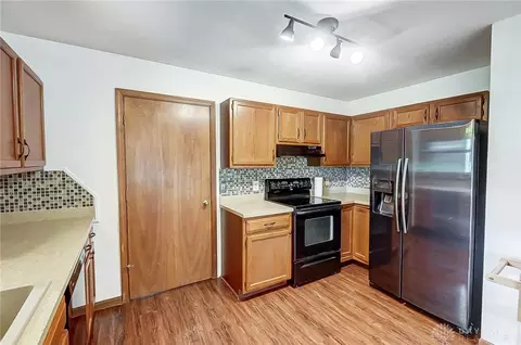 2300 Ridge Rd, Springfield, OH 45502 photo 12