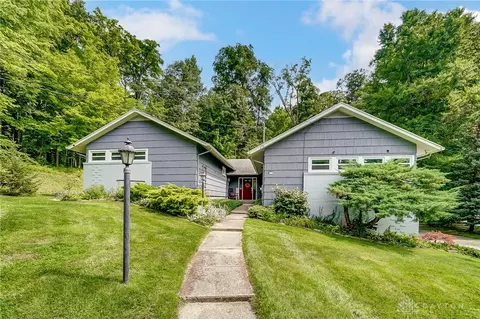 1000 White Oak Dr, Springfield, OH 45504