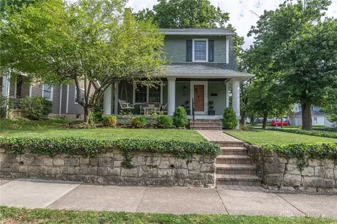 257 Monteray Ave, Oakwood, OH 45419