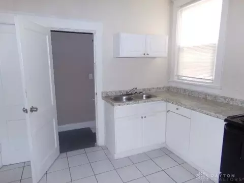 610 Orient Ave, Cincinnati, OH 45232 photo 12
