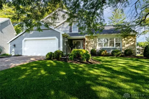 624 Tara Oaks Dr, Middletown, OH 45042
