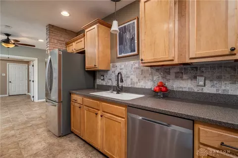 1273 Brooklands Rd, Kettering, OH 45409 photo 29