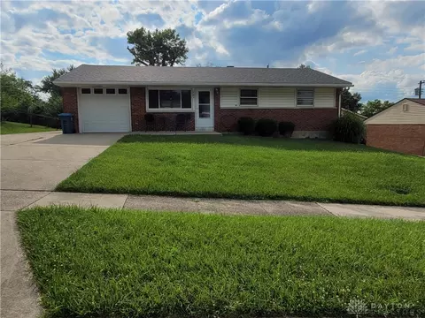 785 Spring Garden Pl, Riverside, OH 45431