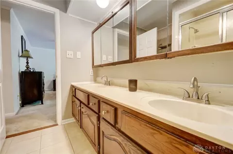 225 Davis Rd, Centerville, OH 45459 photo 44