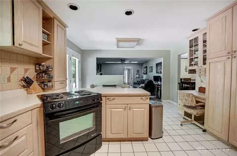 225 Davis Rd, Centerville, OH 45459 photo 25