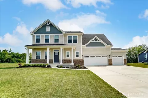 183 E Chapel Dr, Troy, OH 45373