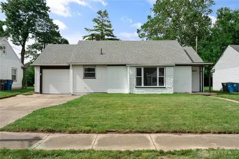 1423 Chadwick Dr, Dayton, OH 45406