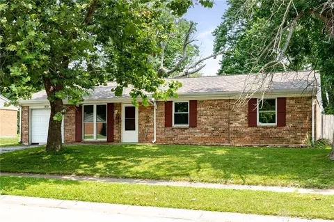 5031 Seville Dr, Englewood, OH 45322