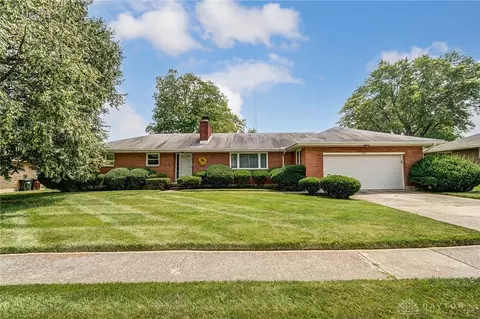 804 Willowdale Ave, Kettering, OH 45429
