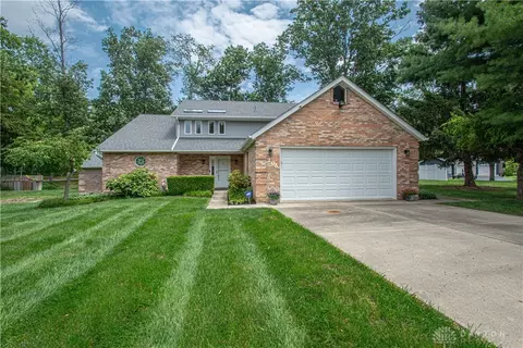 206 Plunder Cv, Eaton, OH 45320