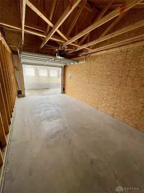 276 Old Pond Rd, Springboro, OH 45066 photo 5