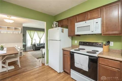 499 Travis Dr, Dayton, OH 45431 photo 16