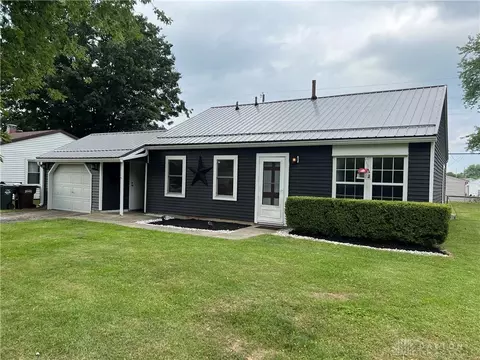 1037 Dayton Ave, Xenia, OH 45385