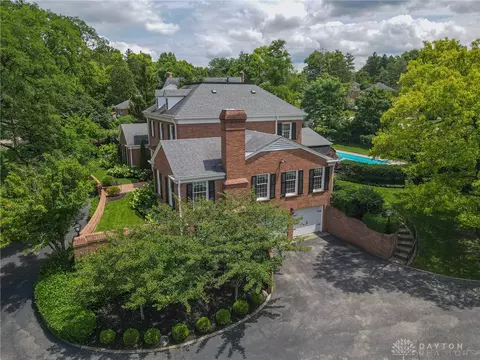 788 Plantation Ln, Kettering, OH 45419 photo 4