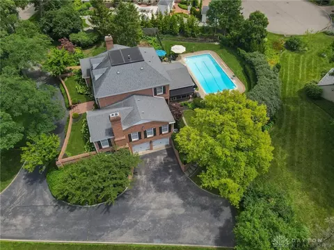 788 Plantation Ln, Kettering, OH 45419 photo 3
