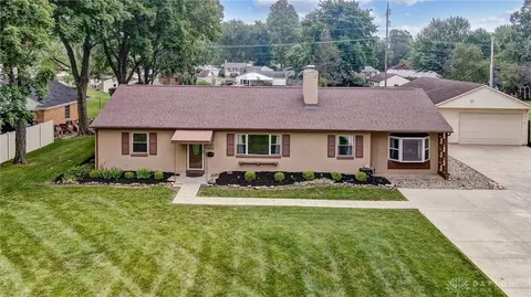 3626 Eileen Rd, Kettering, OH 45429 photo 3