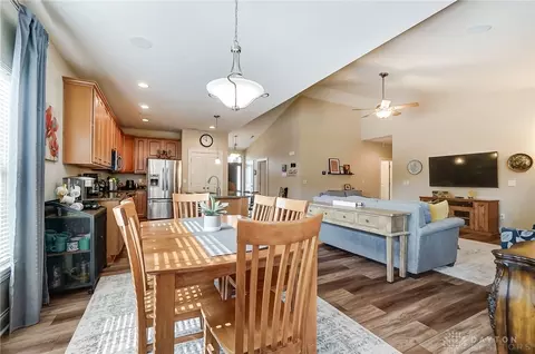 1436 Chantilly Ln, Centerville, OH 45458 photo 27