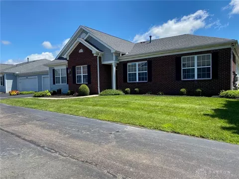 3024 Willowbrook Way, Beavercreek, OH 45431