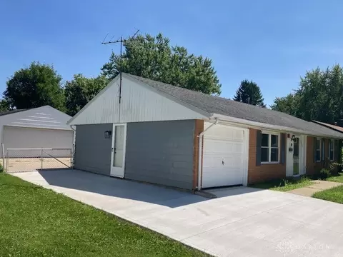3316 Tackett St, Springfield, OH 45503 photo 2