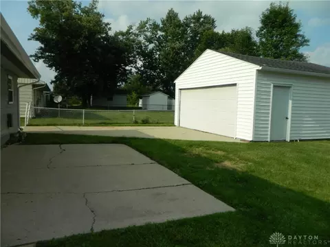 3316 Tackett St, Springfield, OH 45503 photo 5