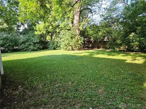 3871 Far Hills Ave, Kettering, OH 45429 photo 9