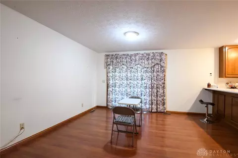3672 N Hampton Rd, Springfield, OH 45502 photo 9