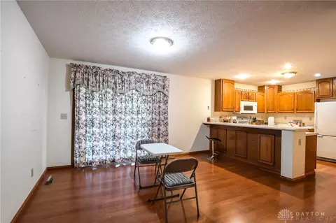 3672 N Hampton Rd, Springfield, OH 45502 photo 10