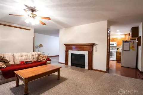 3672 N Hampton Rd, Springfield, OH 45502 photo 8