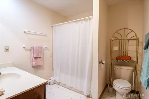 3672 N Hampton Rd, Springfield, OH 45502 photo 32