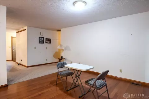 3672 N Hampton Rd, Springfield, OH 45502 photo 12